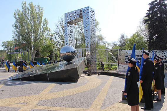 12ukraina-cernobilshi-dagupulta-memoriali1-copy-1684739209.jpg